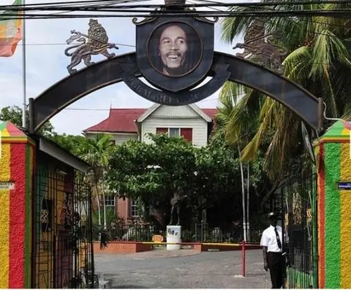 Apart Daire, 2 Büyük (Queen) Boy Yatak