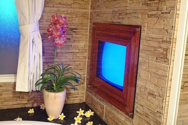 Comfort Tek Büyük Yataklı Oda