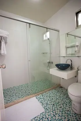 Standard Dört Kişilik Oda, Birden Çok Yatak