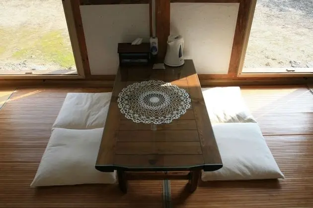 Traditional Ev (Sarangchae)