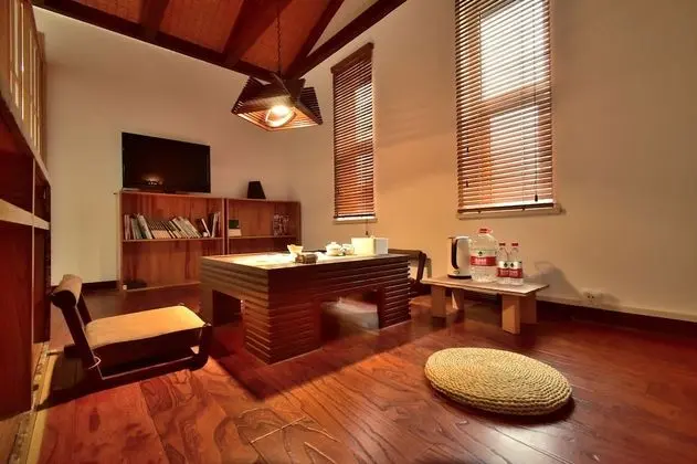 Exclusive Tek Büyük Yataklı Oda