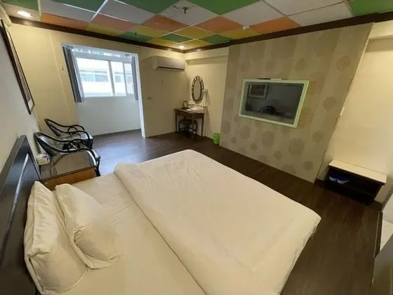 Deluxe Tek Büyük Yataklı Oda