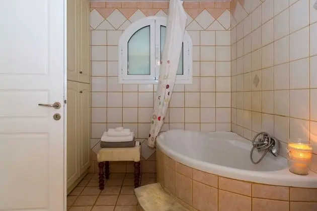 Luxury Villa, 4 Yatak Odası, Kişiye Özel Havuzlu, Deniz Manzaralı