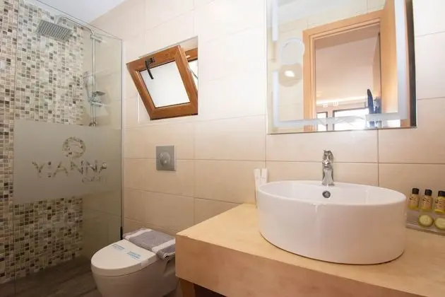 Deluxe Tek Büyük Yataklı Oda
