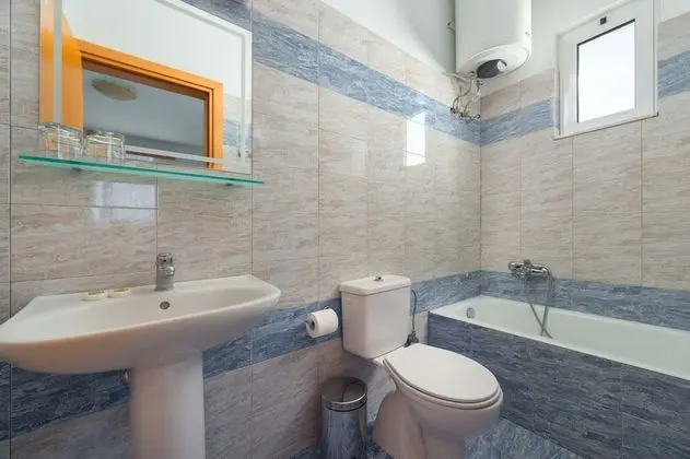 Büyük Yataklı Tek Kişilik Oda, 2 Tek Kişilik Yatak