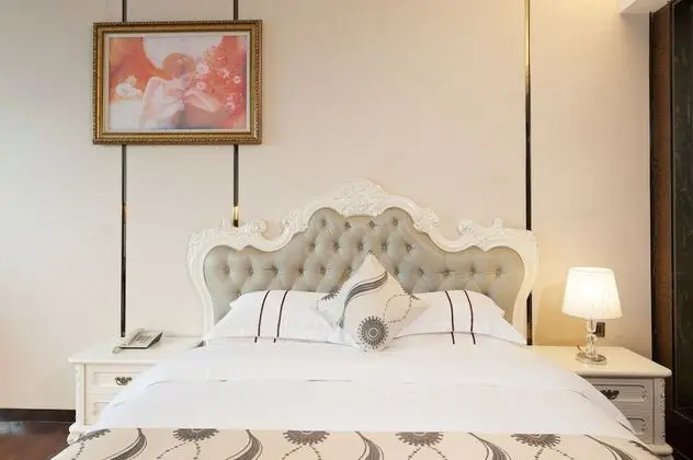 Deluxe Tek Büyük Yataklı Oda