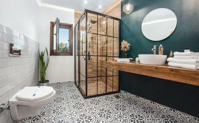 Design Oda, 1 Büyük (Queen) Boy Yatak, Sigara İçilebilir, Bahçe Manzaralı