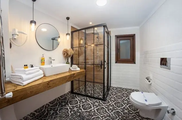 Romantic Oda, 1 Çift Kişilik Yatak, Sigara İçilebilir, Bahçe Manzaralı