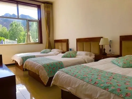 Üç Kişilik Oda
