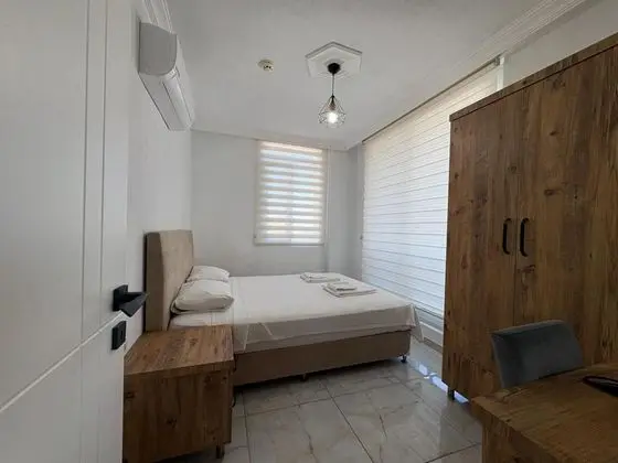 Daire-Tek Yatak Odalı, Deniz veya Kara Manzaralı, Balkonlu veya Fransız Balkonlu