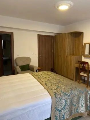 Deluxe Aile Suiti, Göl Manzaralı, Balkonlu