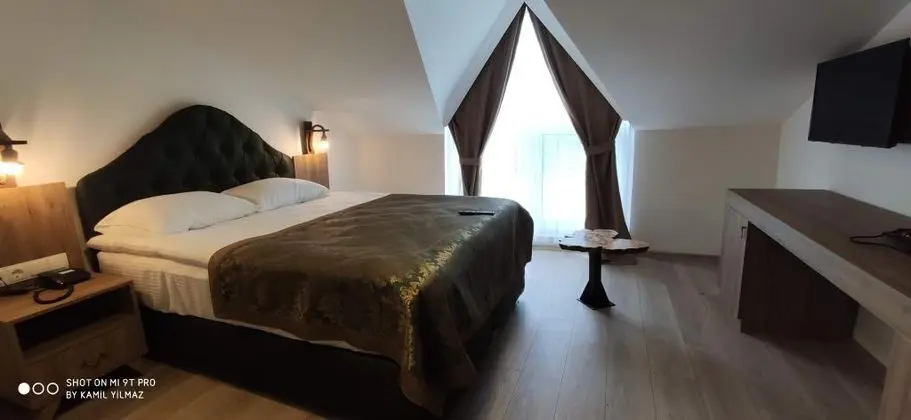 Standart Oda, Dağ Manzaralı, Balkonlu
