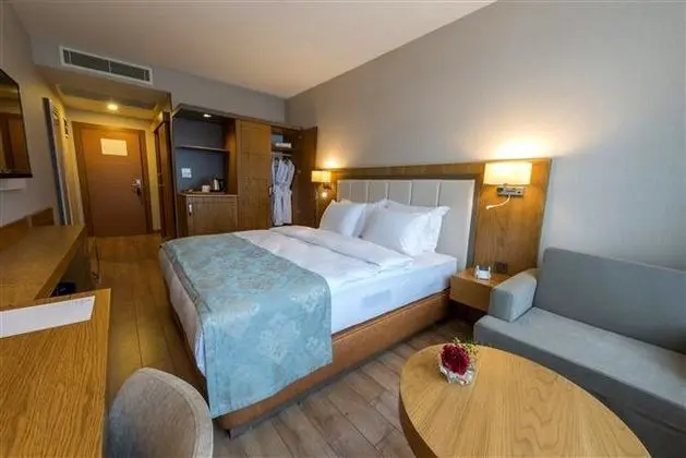 Standart Oda, Deniz veya Kara Manzaralı