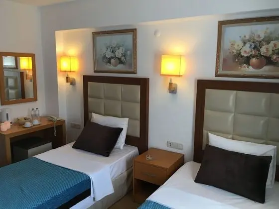 Standard Tek Büyük veya İki Ayrı Yataklı Oda