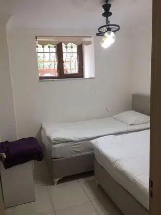 Aile Odası, Bahçe Manzaralı, Balkonlu