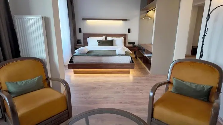 Junior Suite,Sokak Manzaralı,Balkonlu