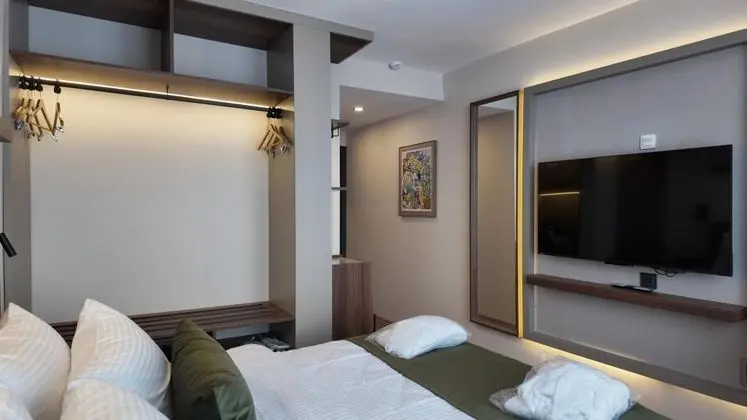 Standart Oda, Şehir Manzaralı, Büyük Yataklı