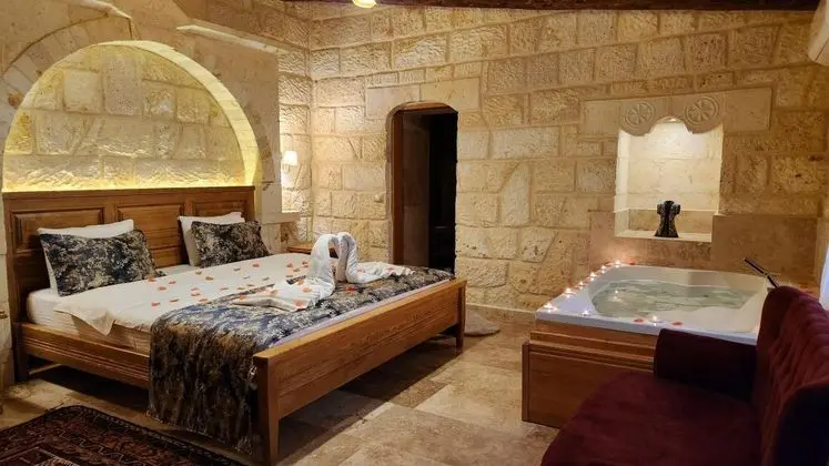 Jakuzili Suit Oda, Bahçe Manzaralı, Bahçe Katı
