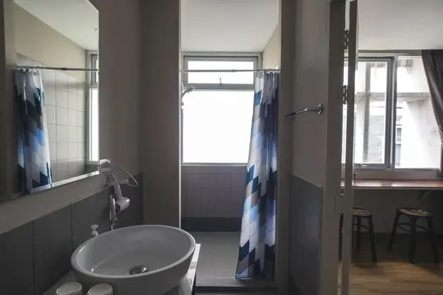 8-Bed Mixed Dormitory