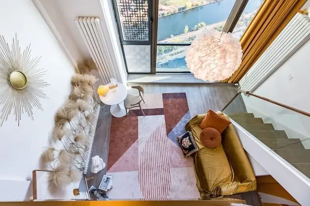 Çatı Katı (Loft)