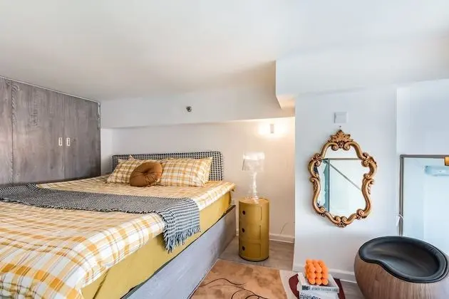 Çatı Katı (Loft)