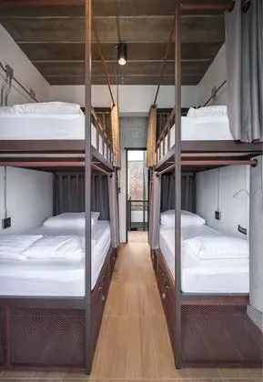 Single Bed in Mixed Dormitory