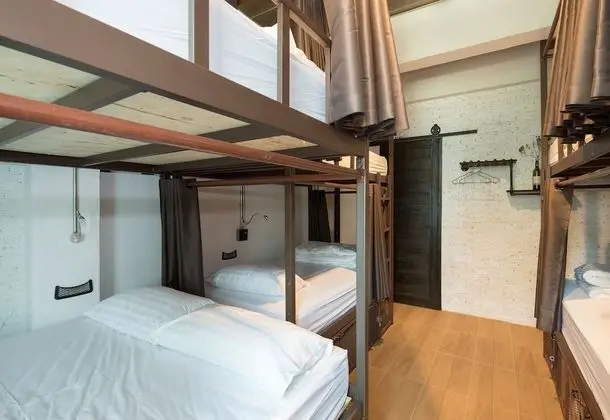 Single Bed in Mixed Dormitory
