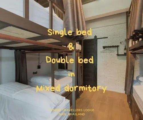 Single Bed in Mixed Dormitory