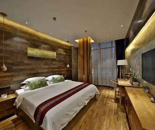 Design Tek Büyük Yataklı Oda