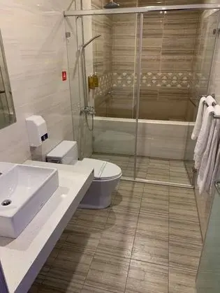 Standard Tek Büyük Yataklı Oda, Küvet