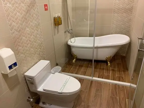 Standard Tek Büyük Yataklı Oda, Küvet