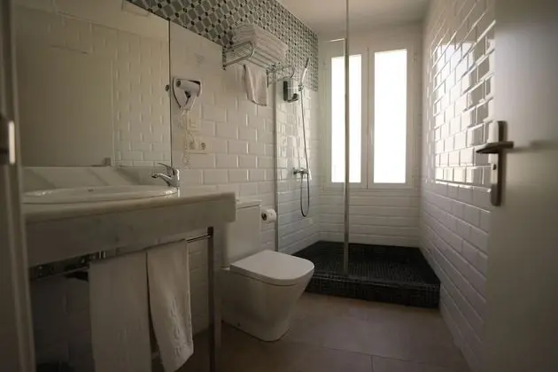 Dört Kişilik Oda