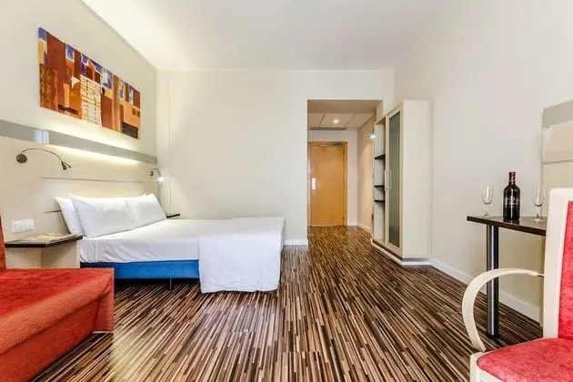 Tek Büyük Yataklı Oda, 1 Çift Kişilik Yatak (extra bed)