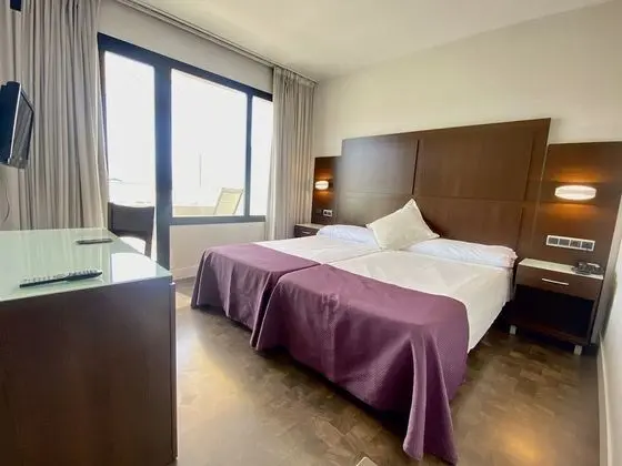 Business İki Ayrı Yataklı Oda