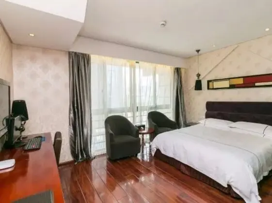 Deluxe Tek Büyük Yataklı Oda