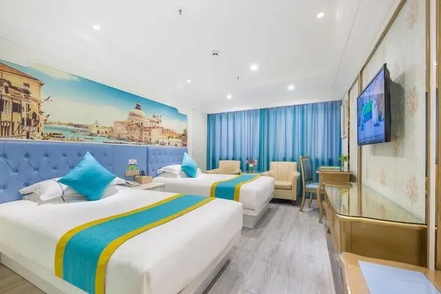 Comfort Tek Büyük veya İki Ayrı Yataklı Oda