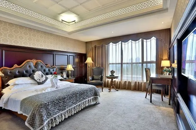 Deluxe Tek Büyük Yataklı Oda