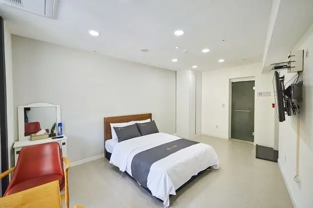 Deluxe Tek Büyük Yataklı Oda