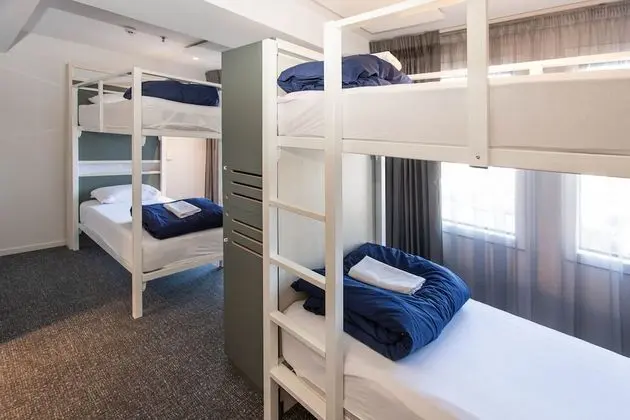 Ortak Ranzalı Oda, Karma Ranzalı Oda (1 Bed)