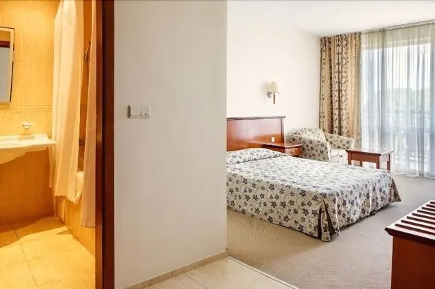 Standard Tek Büyük Yataklı Oda