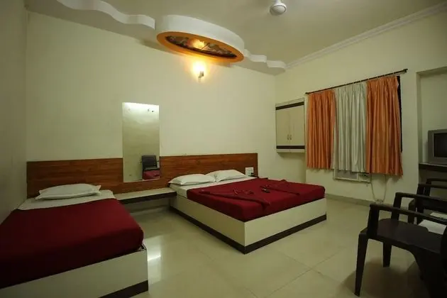 Standerd Triple Bed A/c