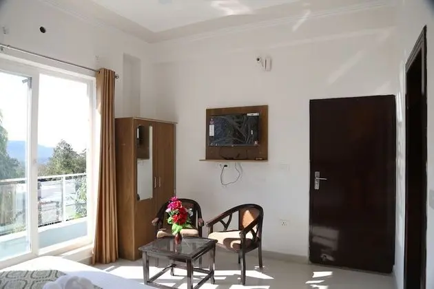 Mountain View Room
