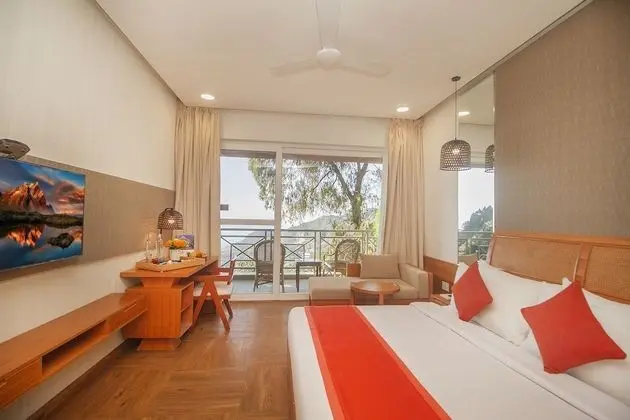 Executive Oda, Balkon, Vadi Manzaralı