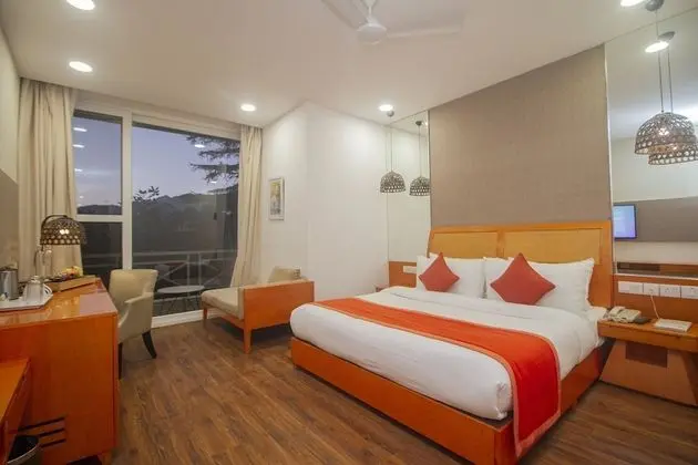 Executive Oda, Balkon, Vadi Manzaralı