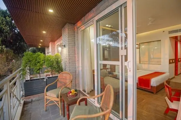 Executive Oda, Balkon, Vadi Manzaralı