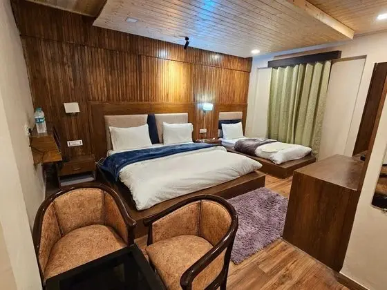 Premium Üç Kişilik Oda
