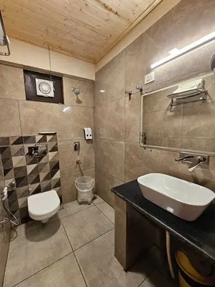 Premium Üç Kişilik Oda