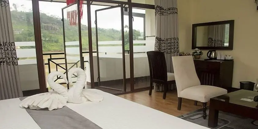 Luxury Tek Büyük Yataklı Oda