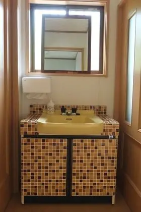 Traditional Dört Kişilik Oda, Ortak Banyo (Japanese Style)