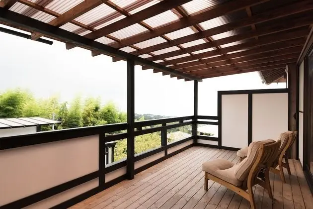 Traditional Oda (Partially Open Air Bath - 4 Futons)